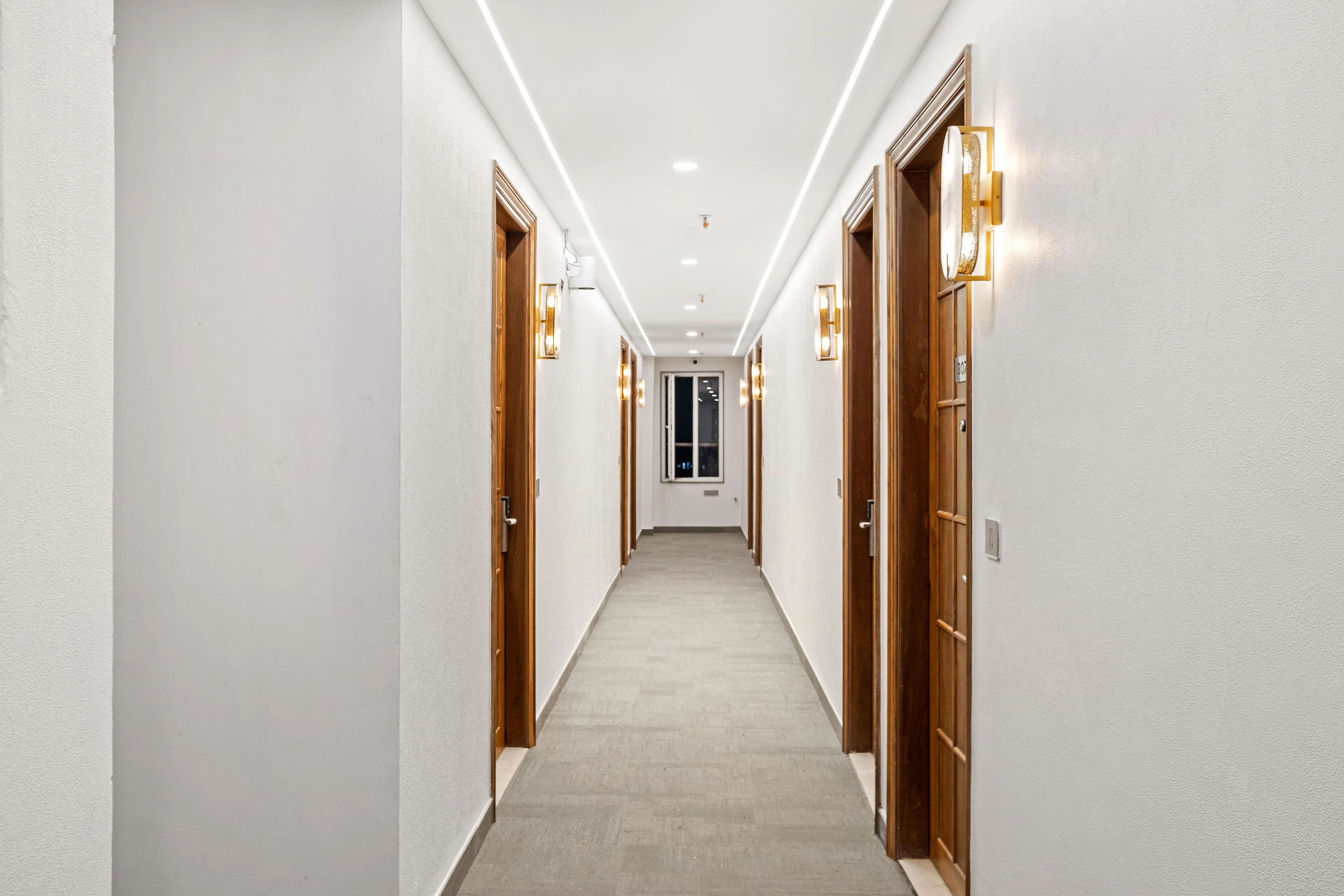 Hari Om Residency Ayodhya [Hotel Corridor View]