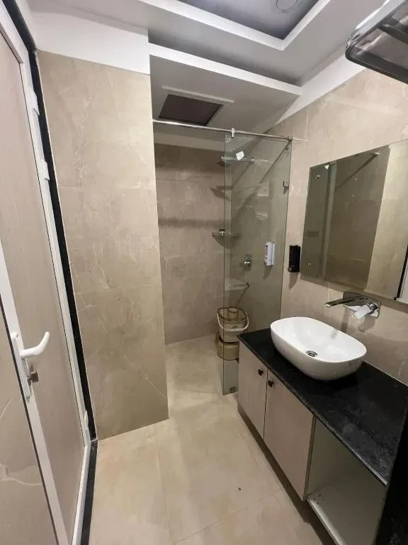 Hotel Glorious Grand, Varanasi Varanasi [Attached Washroom]