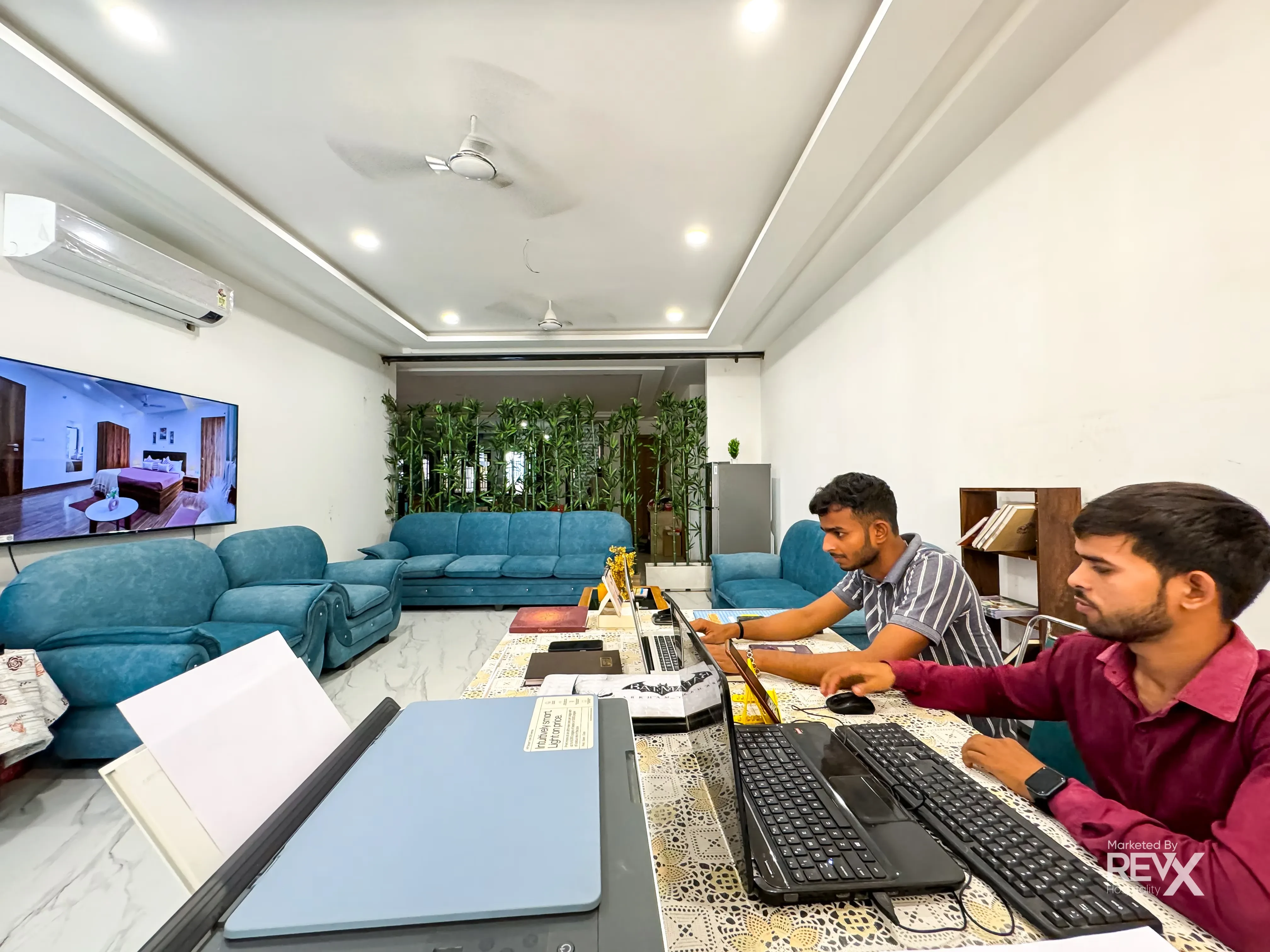 Hotel Guru Sadan Ayodhya [Reception]