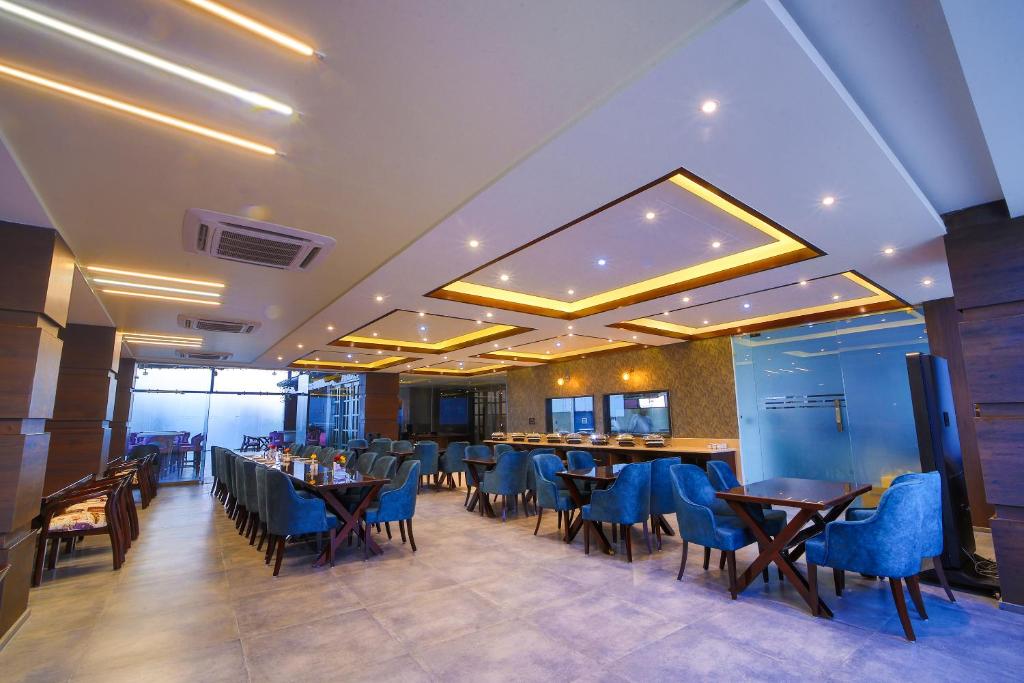 Hotel Holy Vivasa Rishikesh [Hotel Restaurant Area]