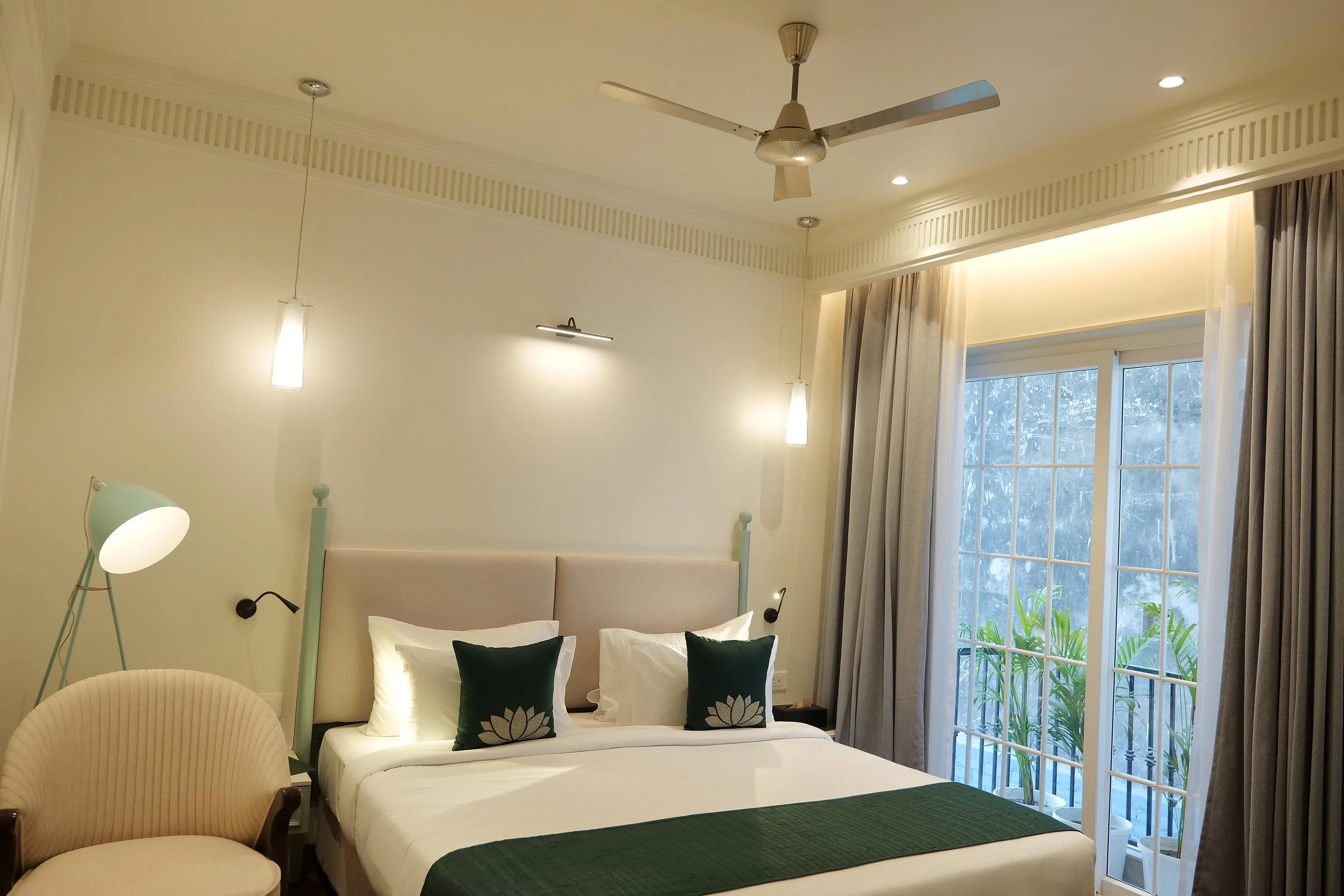 Hotel Narayan Kothi Varanasi [City View]