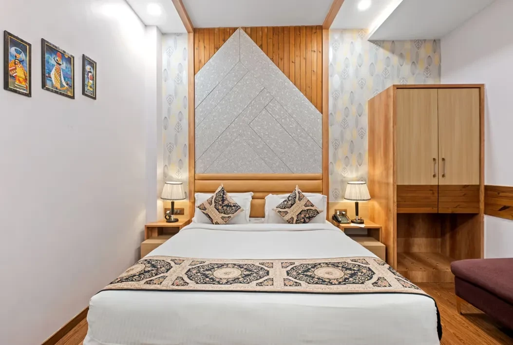 Primeland Hotel, Varanasi Varanasi [King Bed]