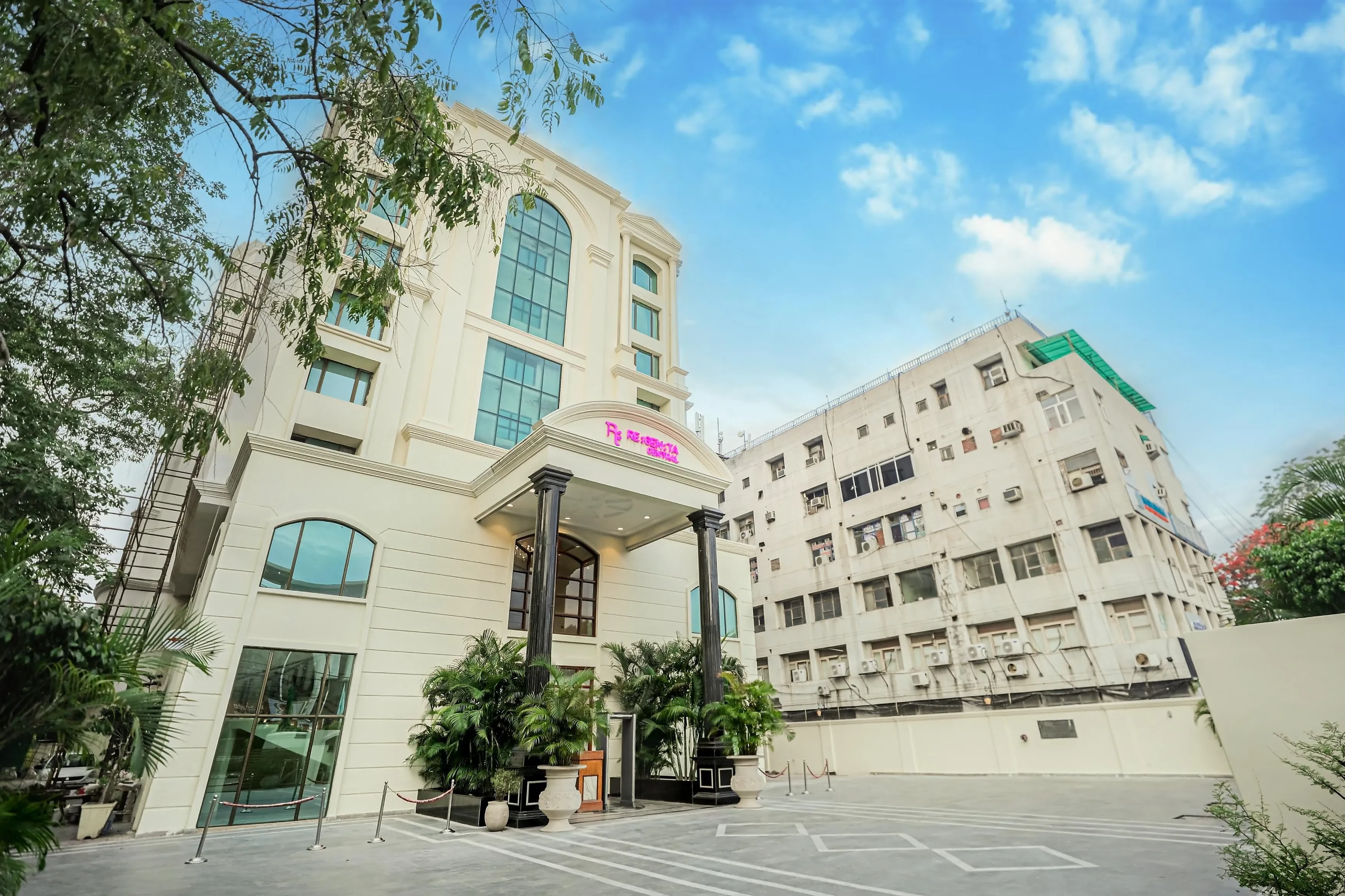 Regenta Central Lucknow Lucknow [Hotels In Lucknow]