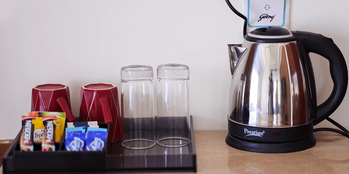Hotel Holy Vivasa Rishikesh [Kettle With Tea Setup In Ariya Room]