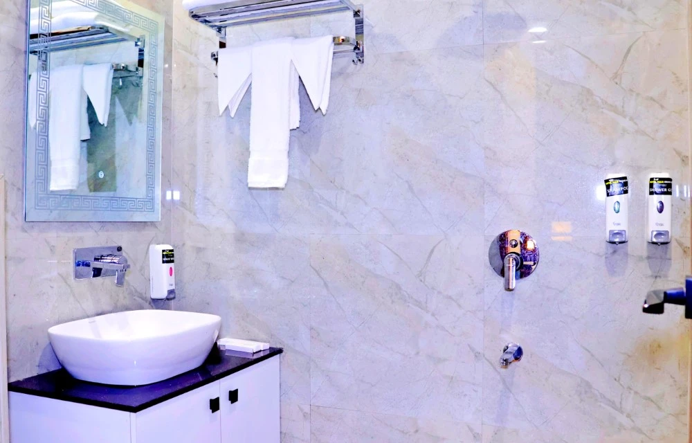 Hotel Tulsi Grand Inn Vrindavan Vrindavan [Clean And Modern Attached Bathroom]