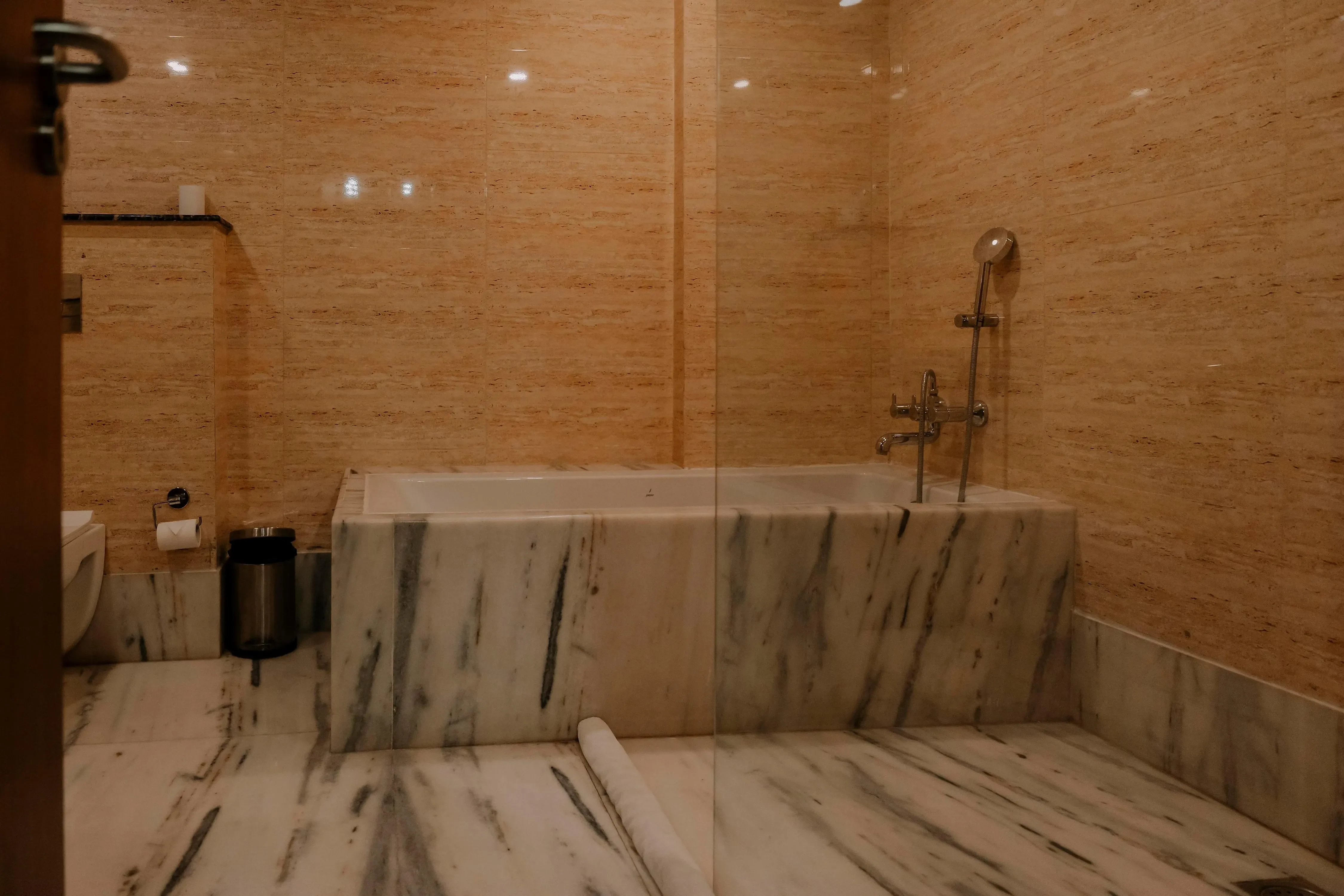 The Lalita Grand, Mathura-Vrindavan Mathura [Jacuzzi]